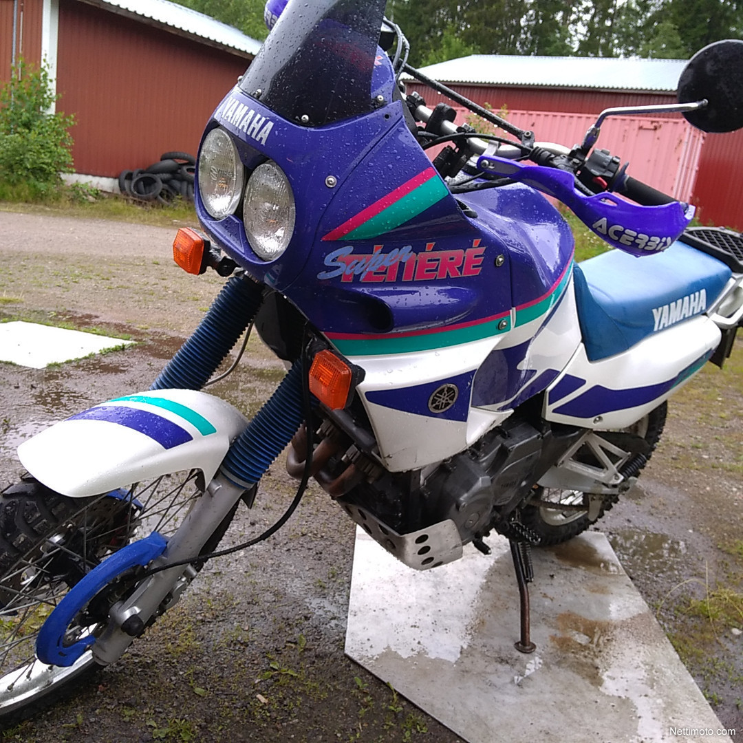 Yamaha XTZ 750