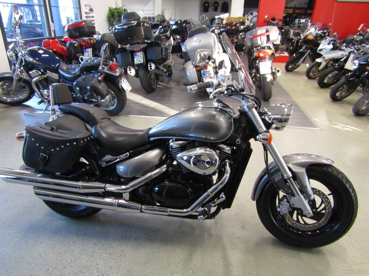 Suzuki intruder 2006