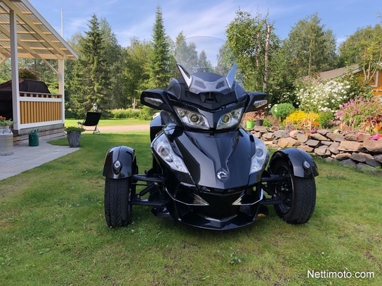 Can-Am Spyder