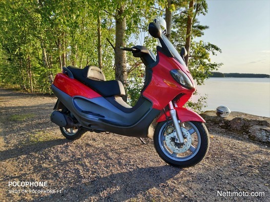 Piaggio X9