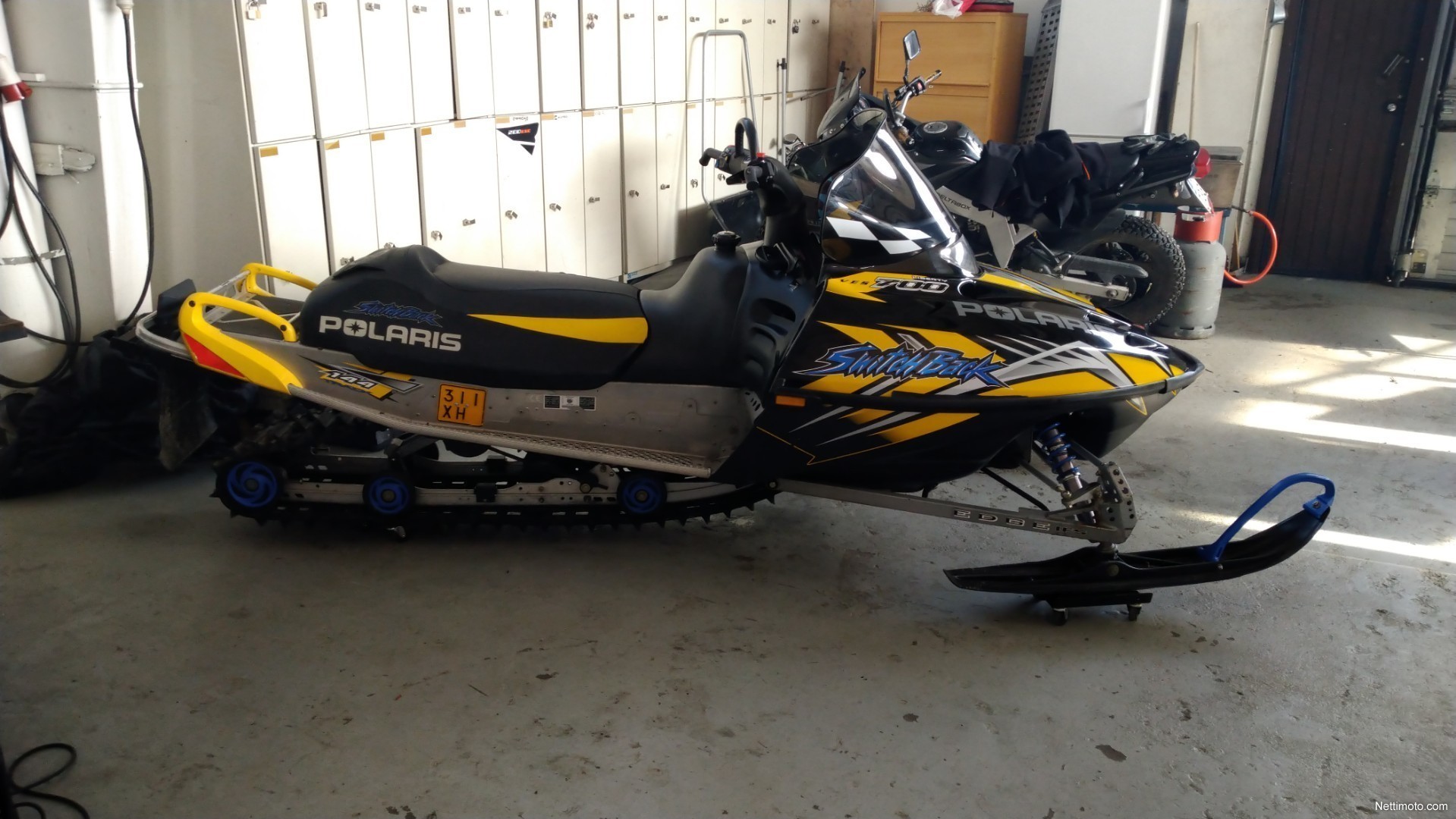 Polaris 700 SwitchBack 700 cm³ 2004 - Kajaani - Snow Mobile - Nettimoto